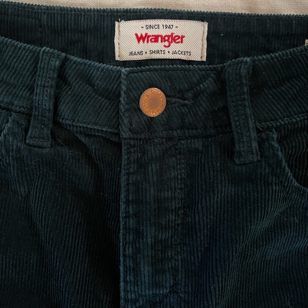 Wrangler Corduroy “Fierce Flare” Pants in Jewel size 4 - Picture 2 of 10